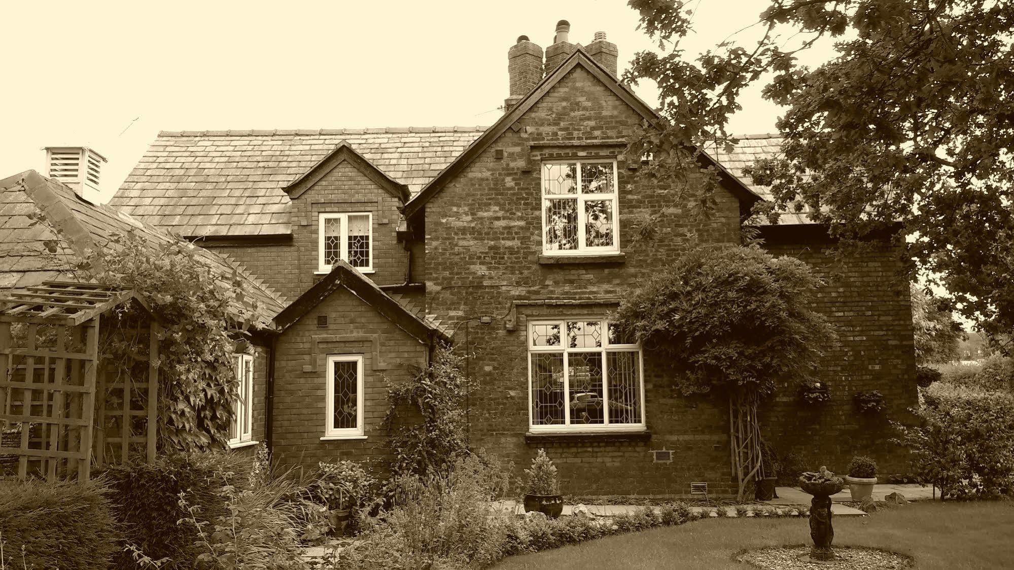 Bed and Breakfast The School House Warrington  Exterior foto